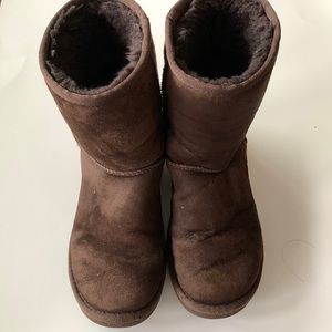 UGG Classic Short boots